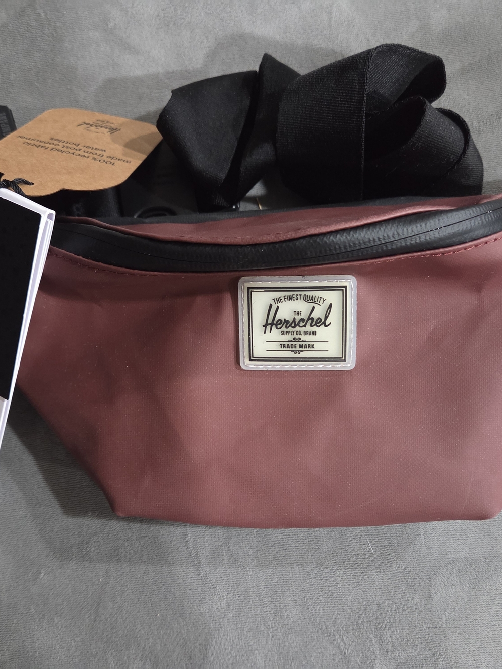 Herschel Supply Co. Seventeen Port 2 One Size